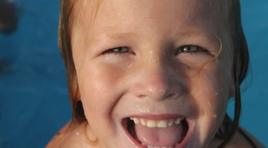 Cuidados com os olhos no verão