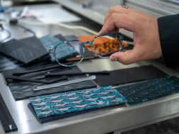 Máquina de armações